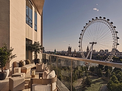 SOUTBANK PLACE'TE L�KS PENTHOUSE YA�AMI